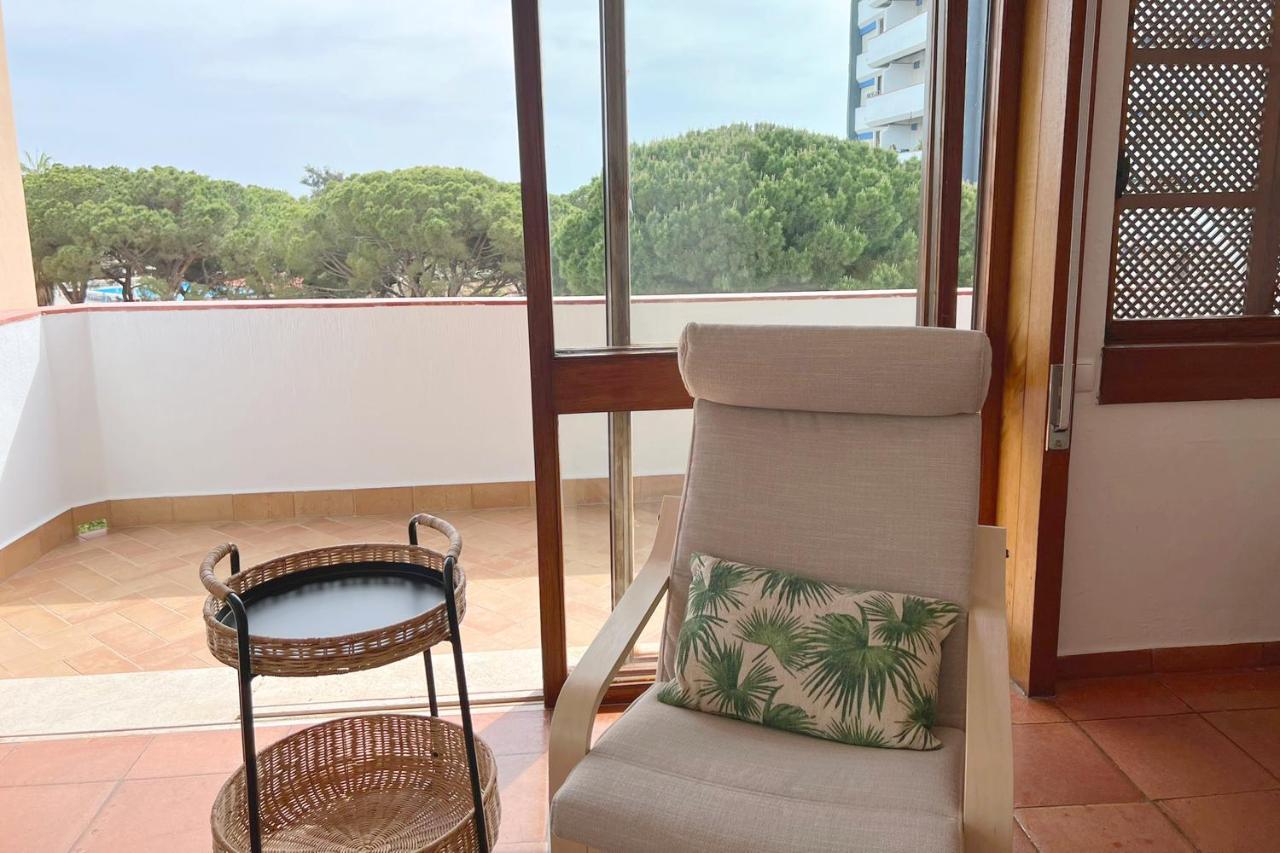 Apartment On The Beach By Amcf Alvor Bagian luar foto